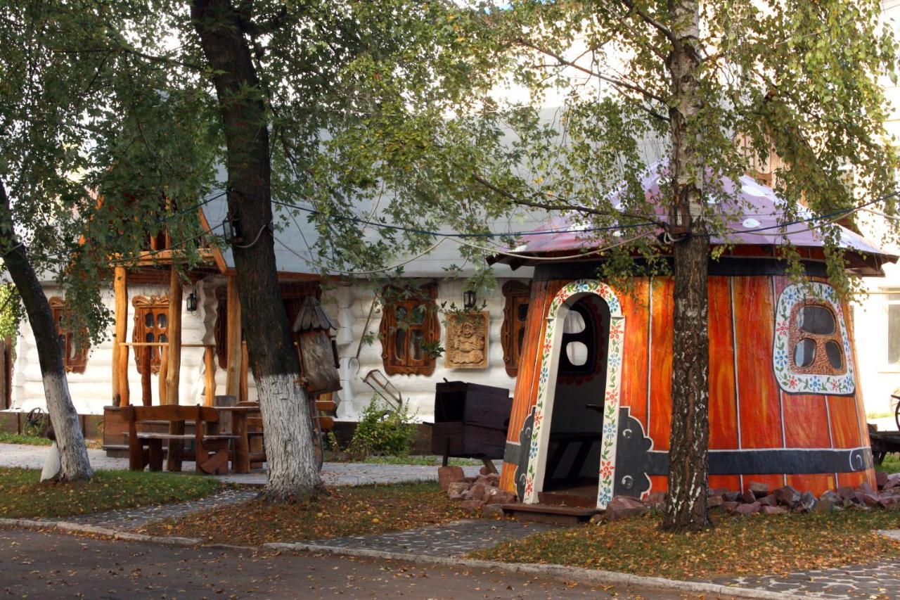 Hotel Комплекс Відпочинку "Колиба" Korosten Esterno foto